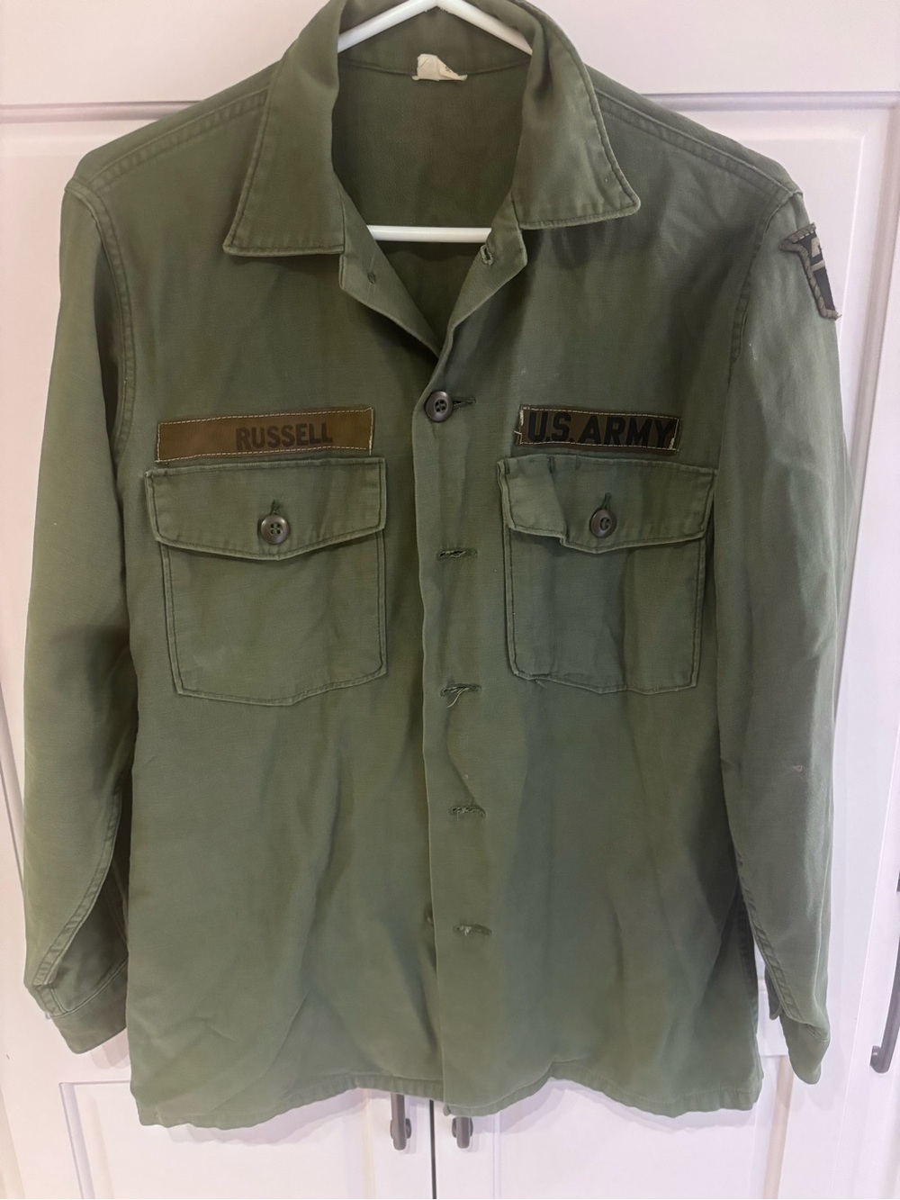 Vintage 1970 US Army OG-107 Utility Shirt Vietnam Era Russell Patched 15.5 x 33